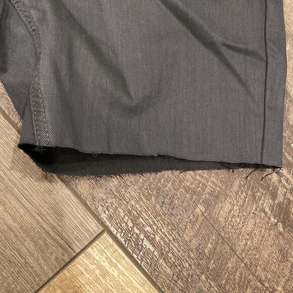 Levi's Men's 541 Athletic Taper Fit Jeans Cut As Shorts Dark Gray Size 32 - Picture 9 of 11